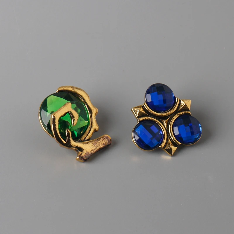 Zeldas Hylian Shield Brooch Pins Majora's Mask Spiritual Stones Master Sword Badge Brooches Lapel Pin Jeans Shirt Bag Jewelry