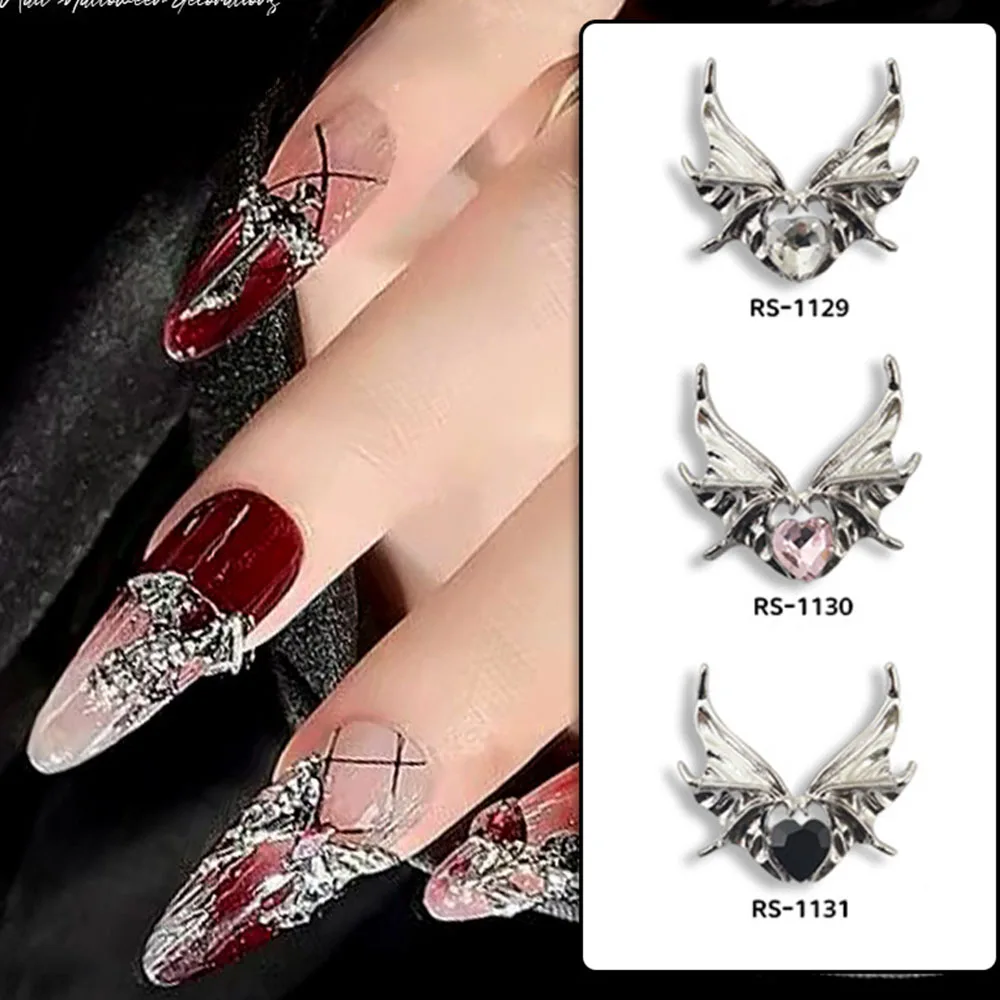 10 Stück Dunkelheit Herz Schmetterling Nagel Charms Legierung 3D Flügel Liebe Nail Art Strass für Maniküre Dekoration Lieferungen Edelsteine Teile