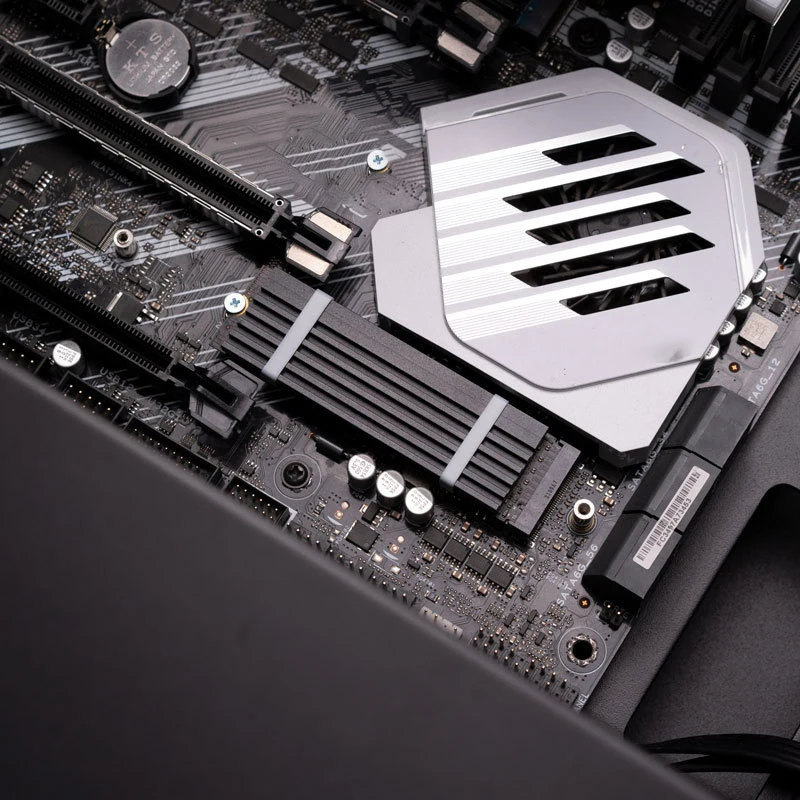 Desktop Computer Case M.2 SSD Solid State Drive Cooling Set Silicone Sheet Is Widely Compatible With Motherboard Heat Sinks