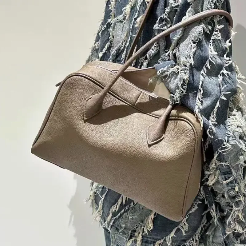 กระเป๋าโบว์ลิ่งหนังแท้สำหรับผู - Luxury Bags Office บทวิจารณ์และราคา