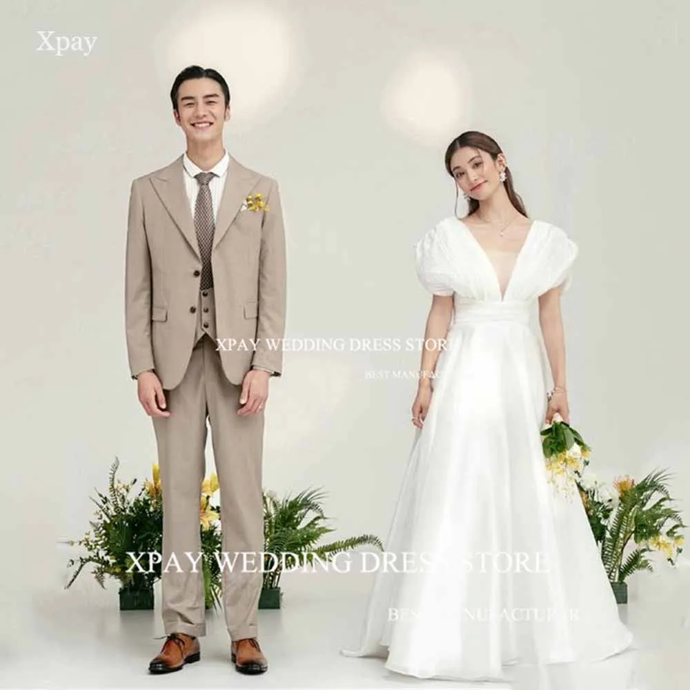 

XPAY Deep V Neck Korea A Line Wedding Dresses Short Puff Sleeve Bridal Dress Pleat Belt Tulle Backless Bride Gown Photos Shoot