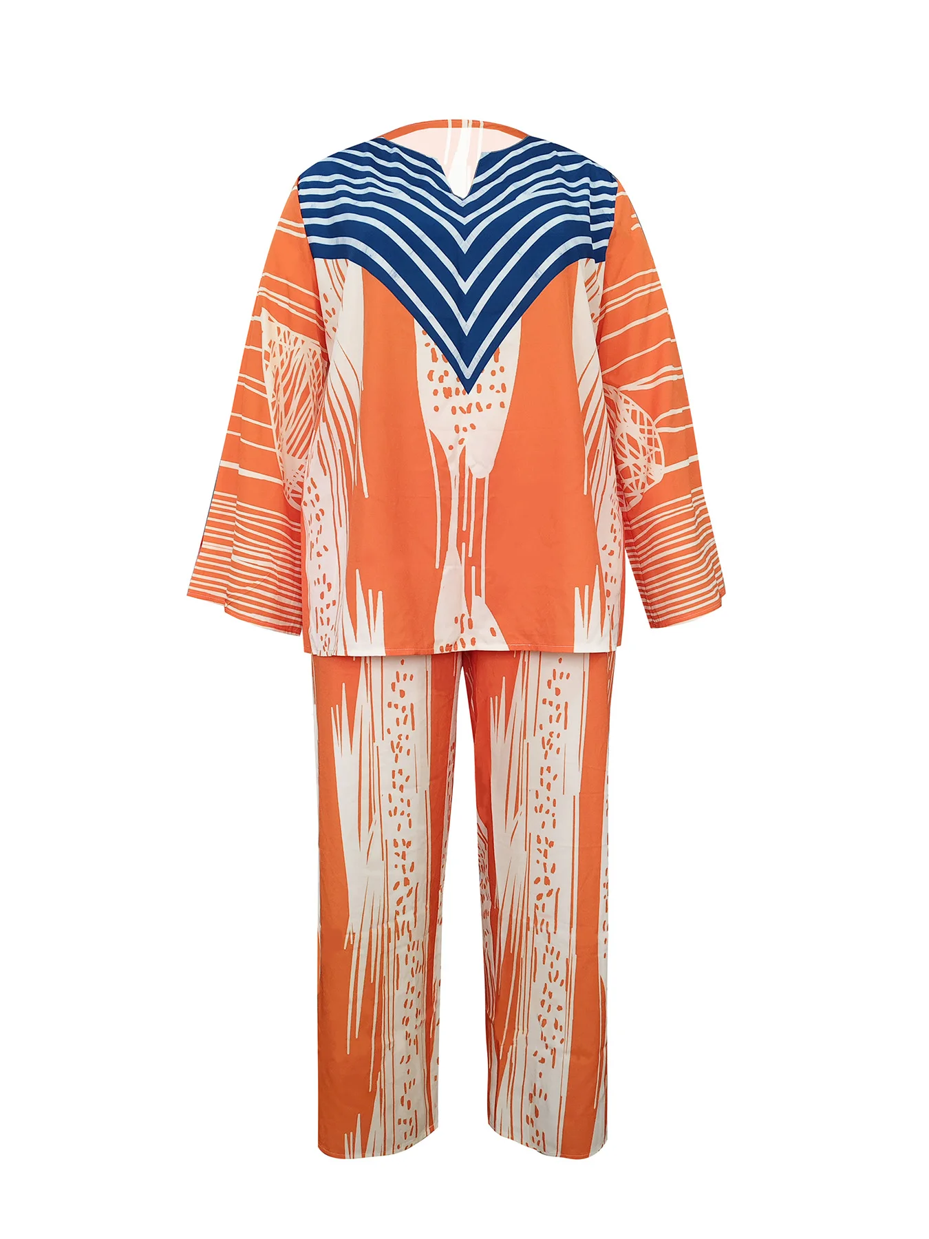 بالإضافة إلى حجم مجموعة Showstopper ذات الطراز العرقي! طباعة برتقالية وزرقاء، سرقة الأضواء على الشارع