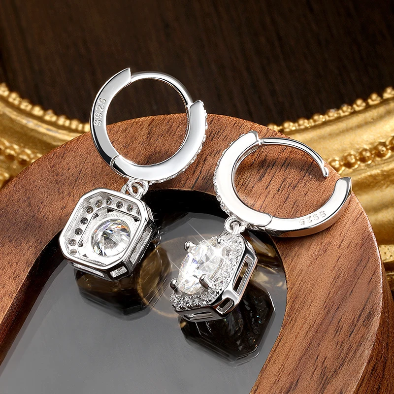 Thumbnail 3 - #46 Compare Gold Earrings Before You Buy