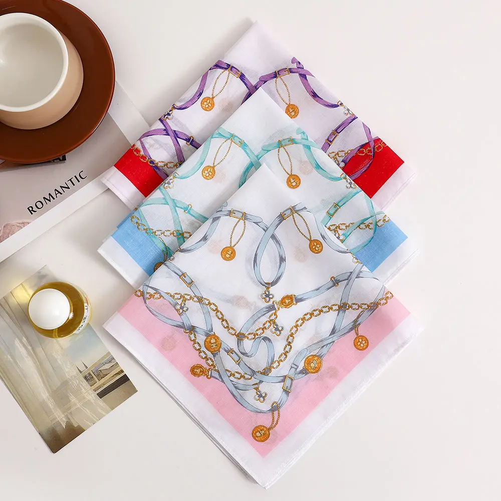 Fazzoletto da donna morbido e confortevole, fazzoletto sottile nostalgico vecchio stile, fazzoletto portatile per uscire, souvenir per la festa della mamma della stagione del matrimonio