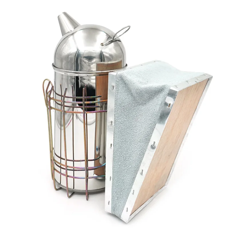 Stainless Steel Manual Bee Hive Smoker Transmitter Kit With Galvanized Sheet Beekeeping Tool Apiculture Smoke Sprayer or a bomb