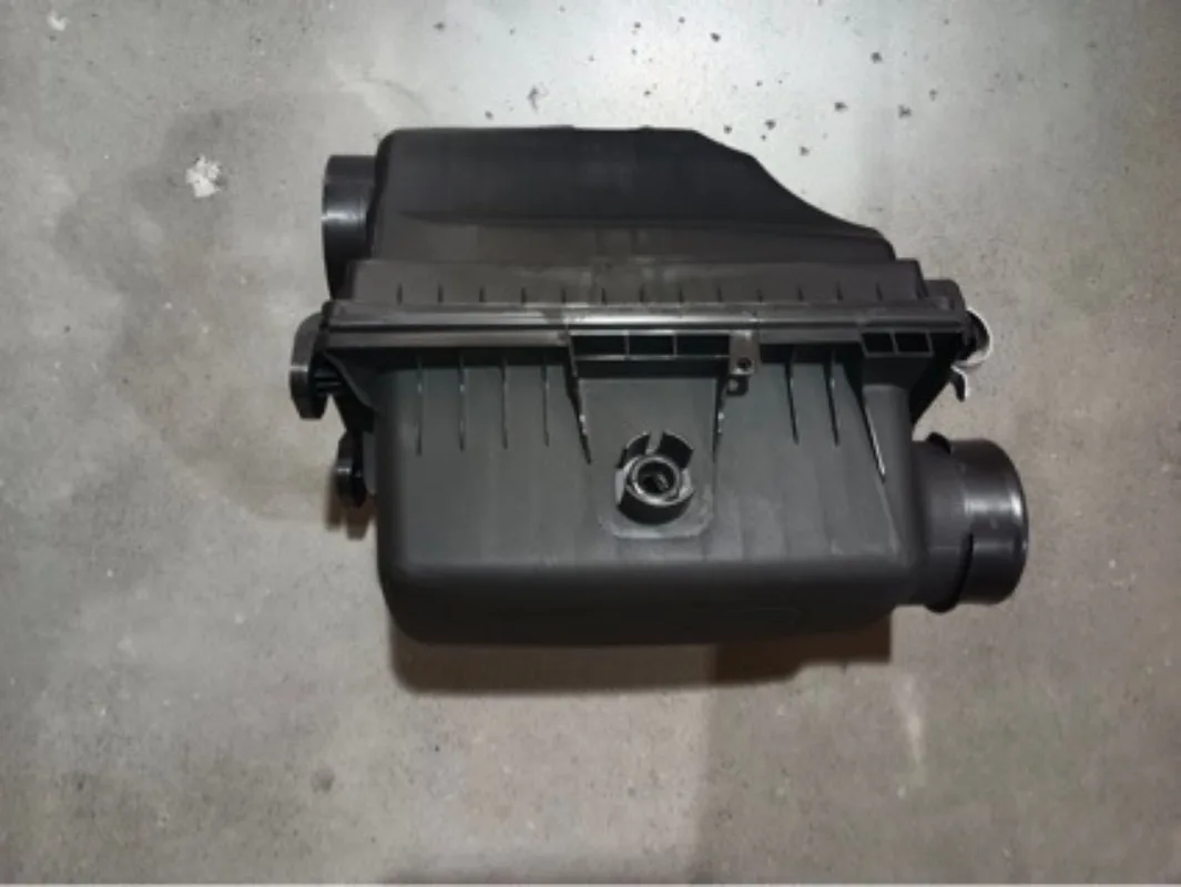 Suitable for Explorer 20-23 Air Filter Housing L1MZ-9600-A/P