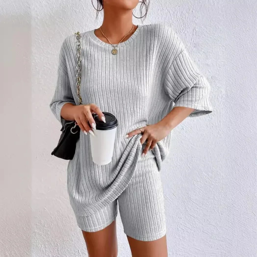 

New Fashion Casual Solid Color Spring Crew Neck Loose Women's Shorts Set