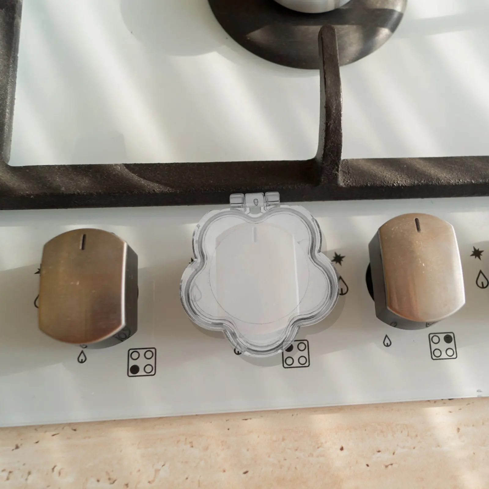 

4Pcs Child Proof Stove Knob Covers Gas Stove Top Oven Knob Safety Locks Heat Resistant Corrosion Proof Easy to Install
