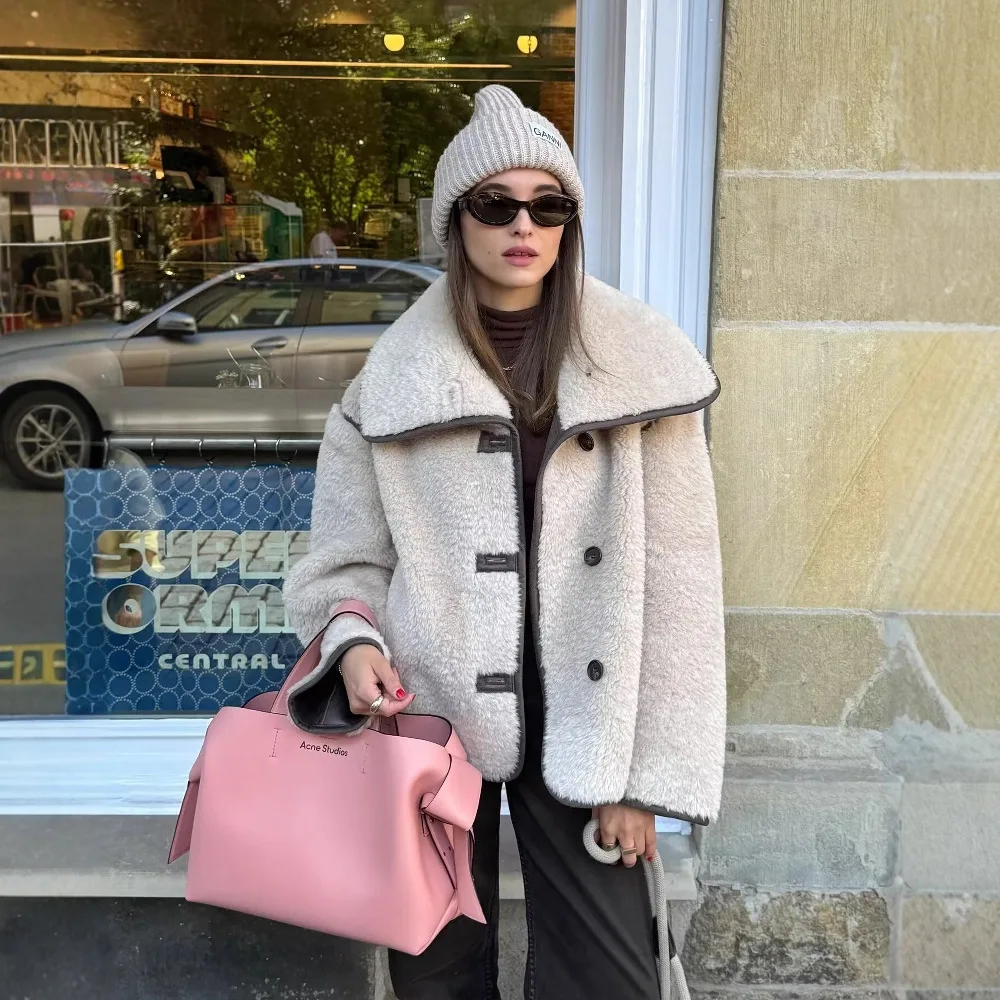 Women's Fashion 2026 Stylish Large Collar Plush Coat Cream Teddy Coat With Contrast Trim Jacket For Women Warm Outerwear 6LHI