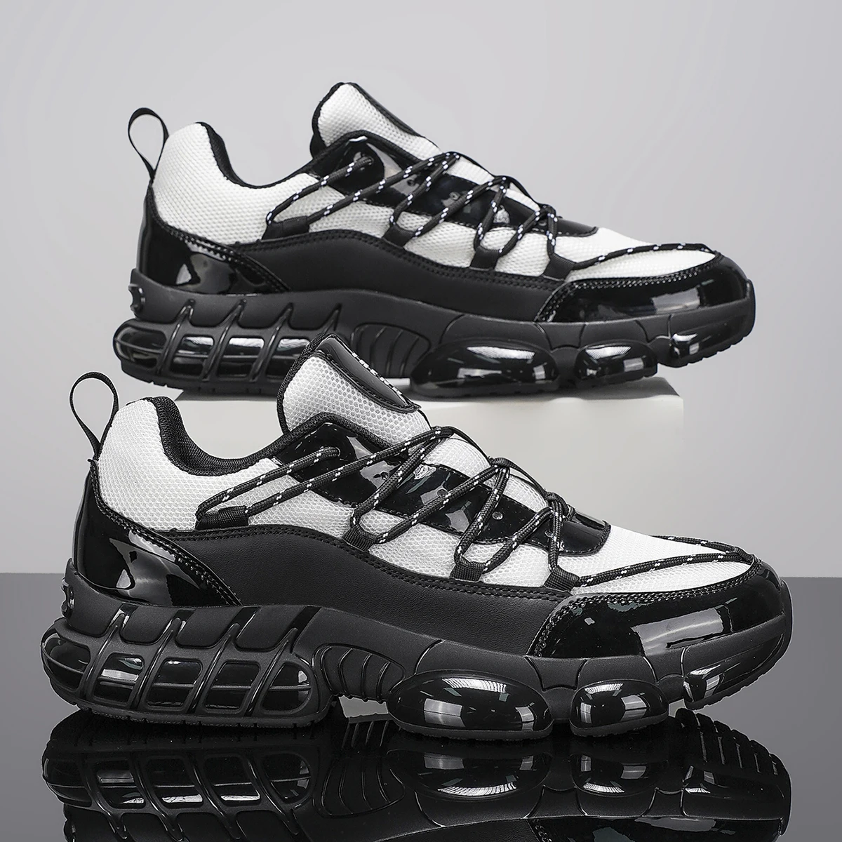 

Men's Large Size Sports Shoes Outdoor Hiking Running Comfortable Casual Versatile Fashionable Training Shoes for Couples