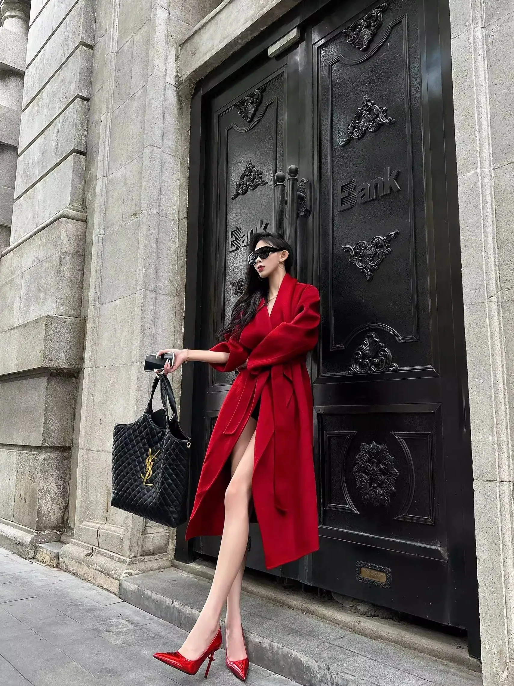 

Red Double-Faced Woolen Coat Women's 2025 Autumn High-End Feelings Midi Length Collar Stand Women's Outerwear Faion