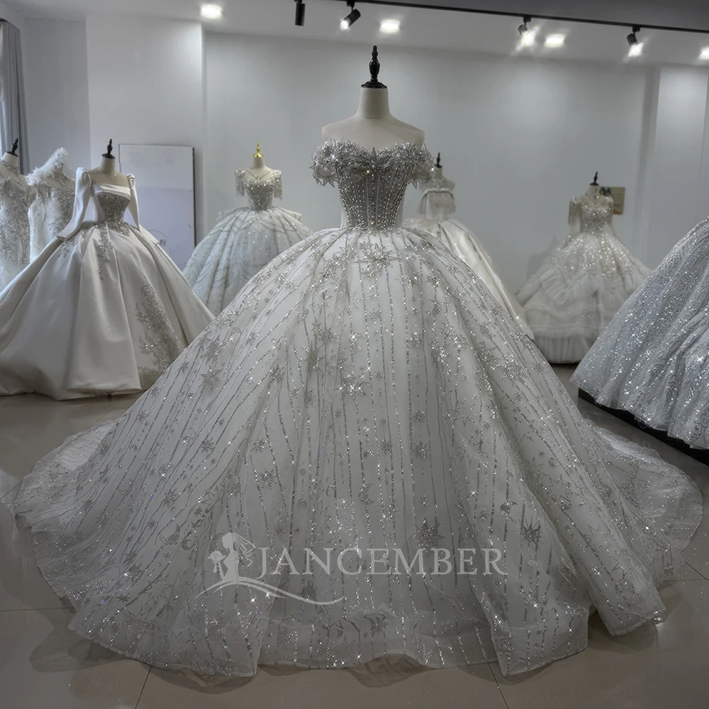 

Customized Church Wedding Dress Sweetheart Neckline with Pearls Featuring Stunning Lace Ball Gown Silhouette Bridal Dress