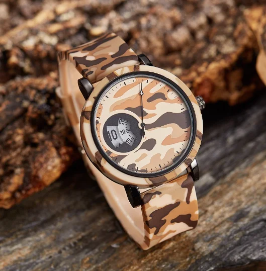 Men's fashion camouflage watch 2024 new sports dual monitor fashion silicone strap men's watch shipped within 48 hours