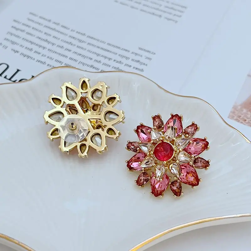 Korean Sense New Style Red Full Rhinestone Paved Waterdrop Flower Temperament Design Big Flower Cluster Earrings for Women