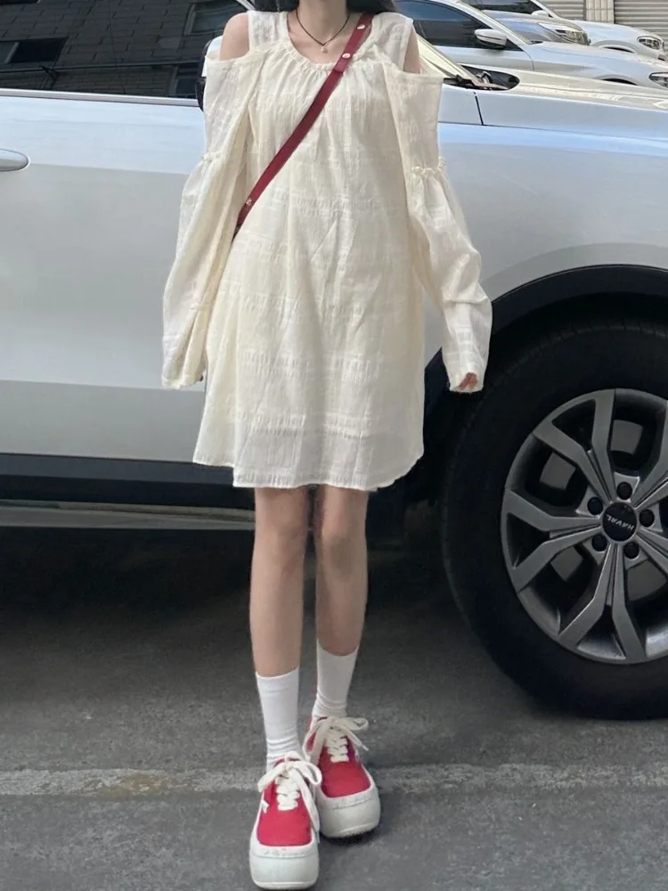 فستان نسائي بدون أكتاف مفرغ وأكمام طويلة موضة الربيع الصلبة ورقبة دائرية فساتين قصيرة حلوة للسيدات كاجوال #1