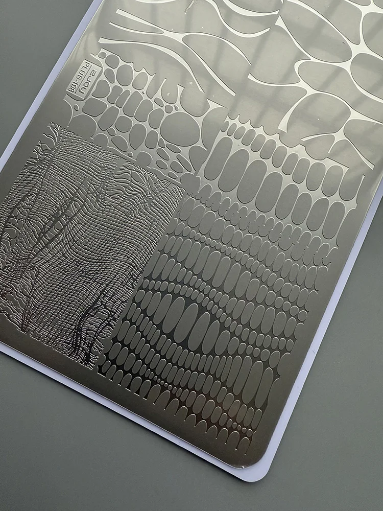 XMQ NAIL ART STAMPING PLATES LINES TEMPLATES BILDPLATEN – Detail 1