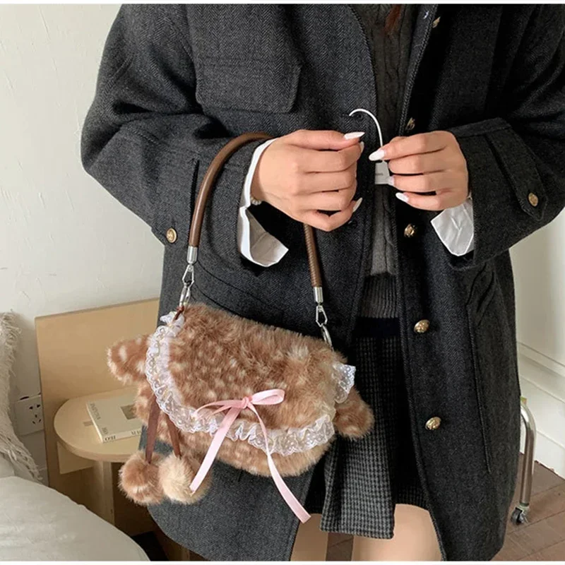 Japanische Hirsch gefleckte Band Plüsch Unterarm Umhängetasche, Mori Girl Elch flauschige Frauen Geldbörse, Winter süße Woodland Fairycore Handtasche – Detail 26