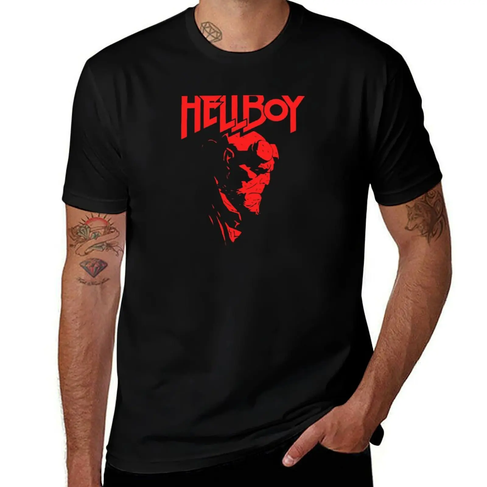 

Hellboy Profile T-Shirt man t shirt summer t shirt man luxury cotton t shirt man T-Shirt