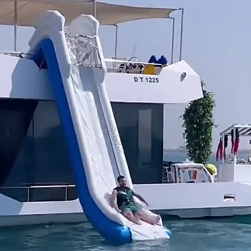 Custom Water Floating Freestyle Cruiser Super Luxury Yacht Boat Water Slide Inflatable Boat Slide for Yacht