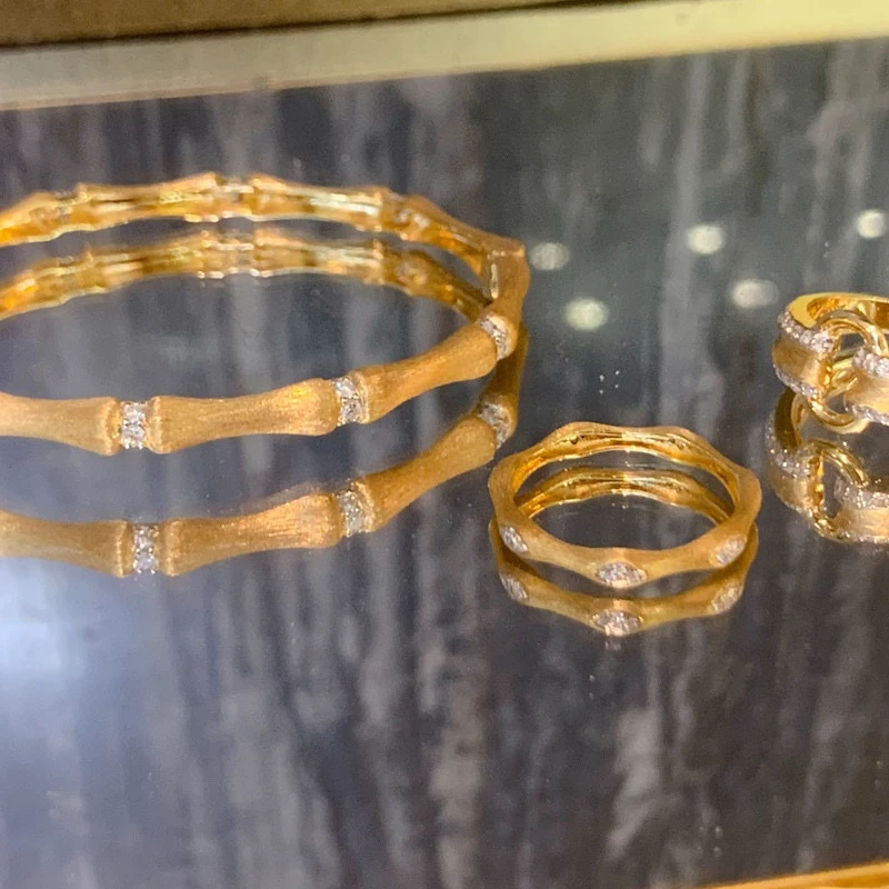 Aazuo 18K Yellow Gold Real Diamonds Luxury Jewerly Fashion Bamboo Bangle Gifted For Women  Engagement Halo anillos mujer Party