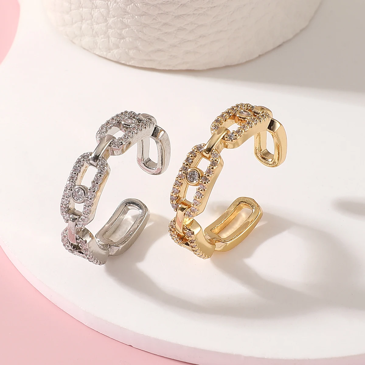 

New Romatic Women Fashion Ring Full Zircon Geometic Design Luxury Wedding Party Jewelry Adjustable Ring Accessory