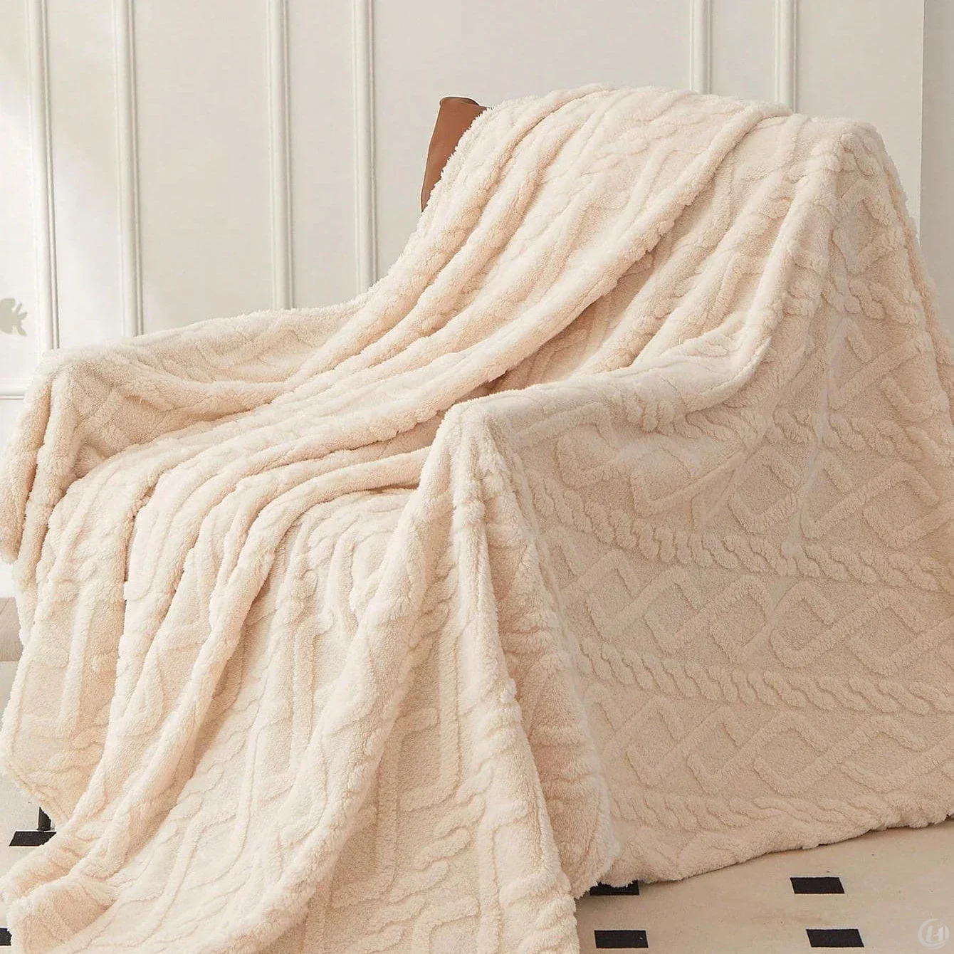 Soft Coral Fleece Blanket 3