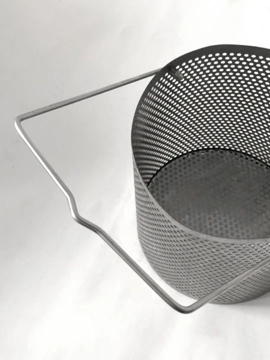 เครื่องชั่งน้ำหนักดิจิตอลแบบไฮโดรสแตติกอิเล็กทรอนิกส์  ความแม่นยำ 0.1 กรัม รับน้ำหนักได้ 5000 กรัม ประสิทธิภาพดี