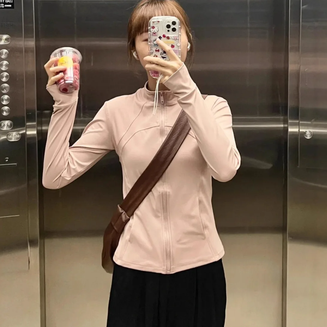 سترة رياضية نسائية من Lulu بقصة ضيقة وسحاب كاجوال يوميًا مرنًا مفتوحًا ملابس خارجية أنيقة للتنقل وأكمام طويلة