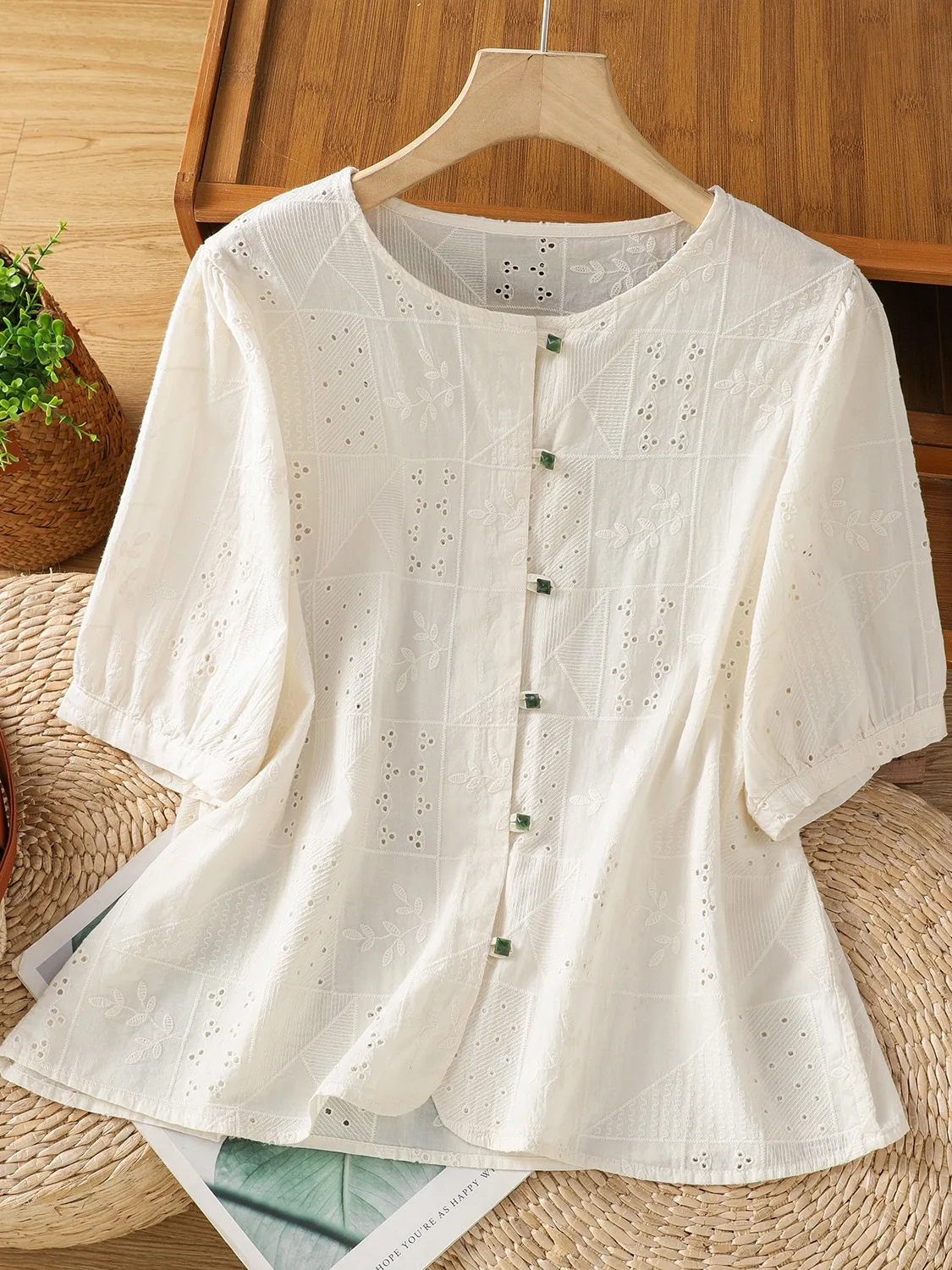 Retro Embroidered Cotton Linen Short Sleeve Shirt Women Summer Beautiful Anti-Aging Top Button Front Collar Casual Shirt