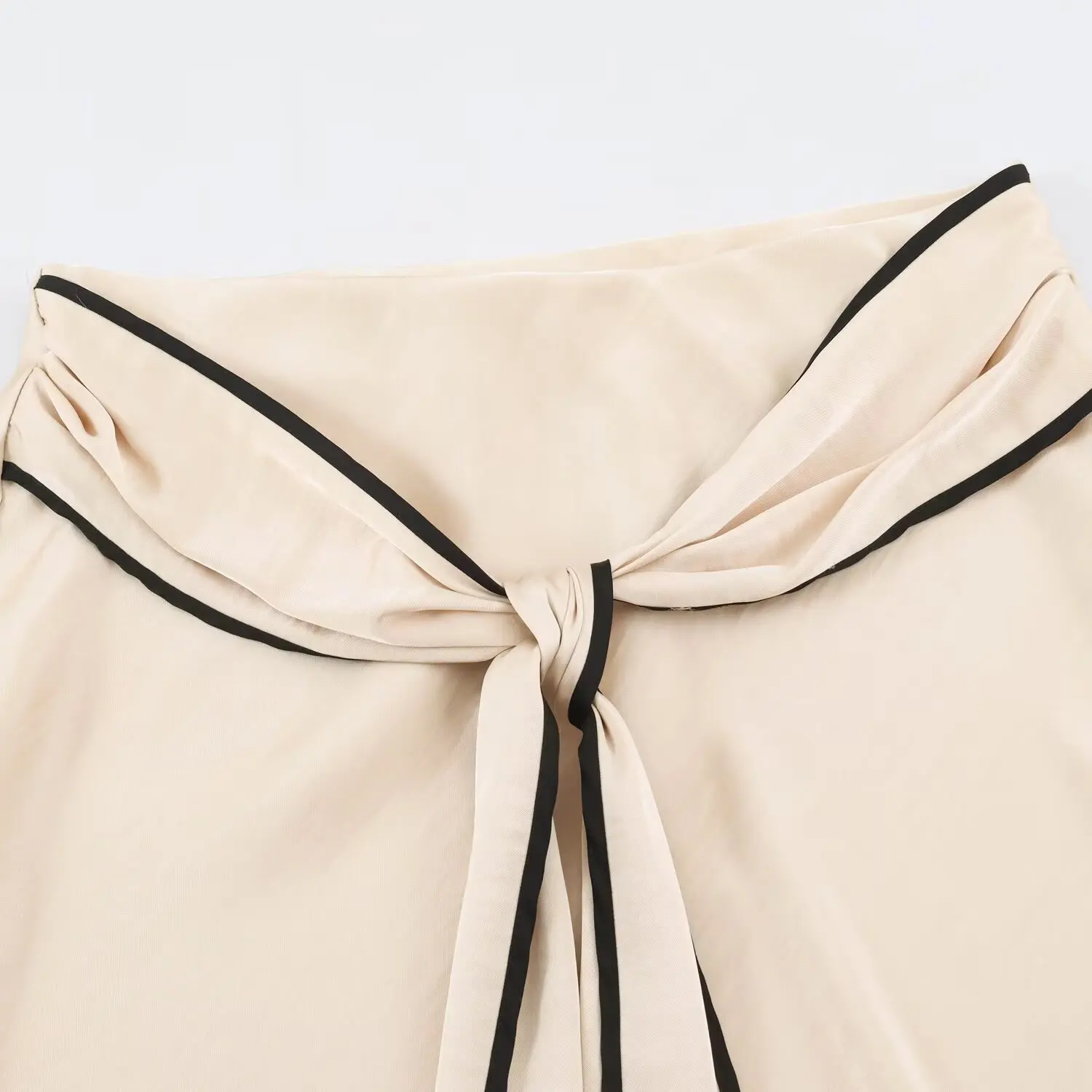 BSAY 2026 Herbst Damen Satin-Textur Midi-Rock mit Taillenband, Knotendekor, Kontrastpaspelierung, Hohe Taille, Fishtail, Eleganter Langer Rock – Detail 8
