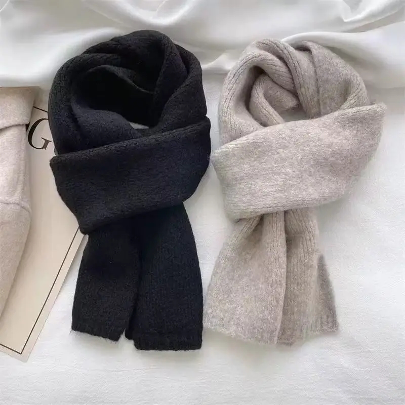 1 women's solid color versatile knitted scarf, simple, soft and warm in winter atmosphere, small scarf