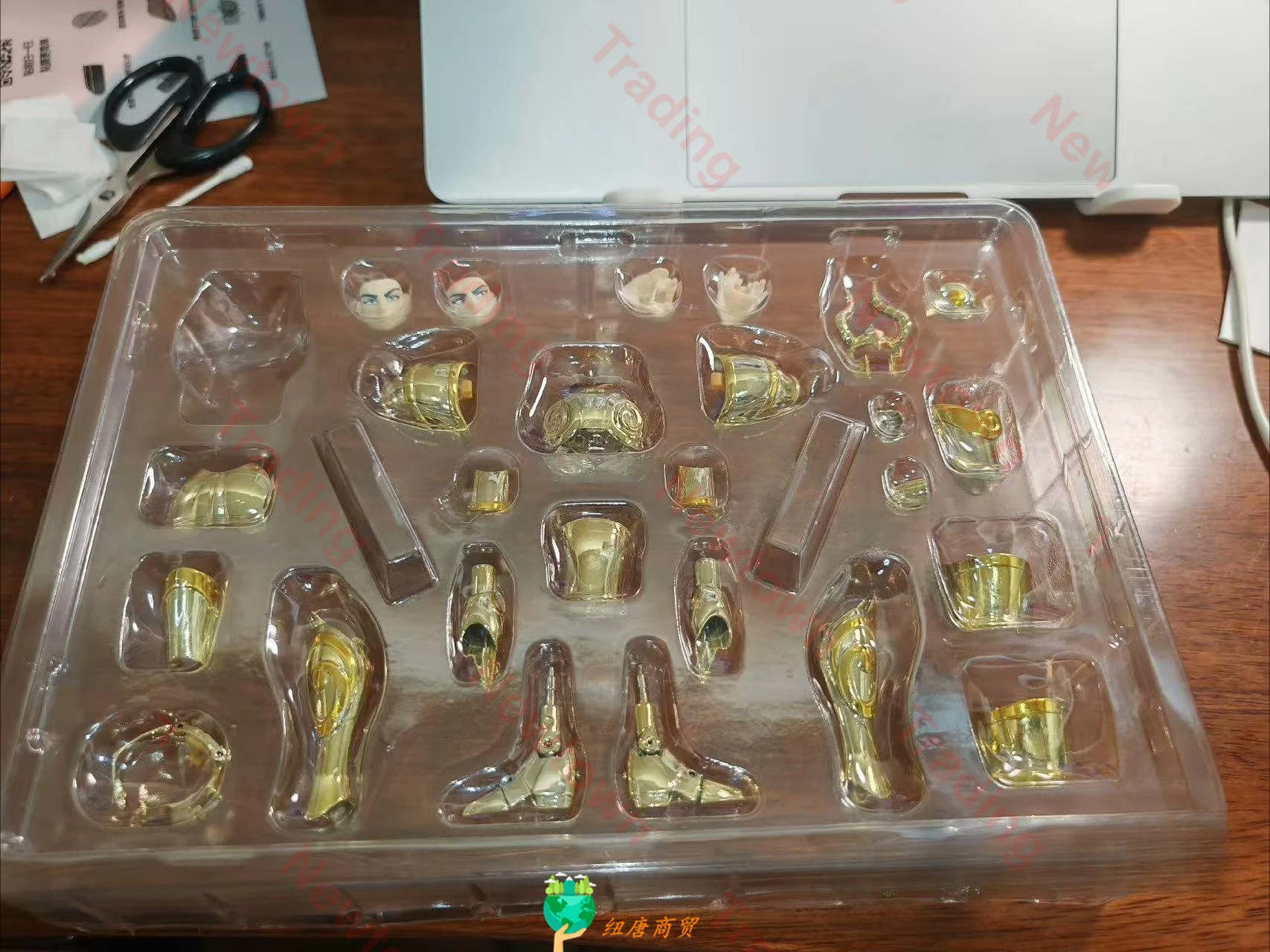 

The Saint Goat Saint Seiya Saint Clothes Myth EX Goat Puse Shura Alloy Movable Low-end Helmet Without Hard Helmet