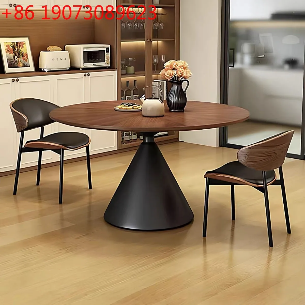 

Medieval solid wood round dining table household round table French retro simple table