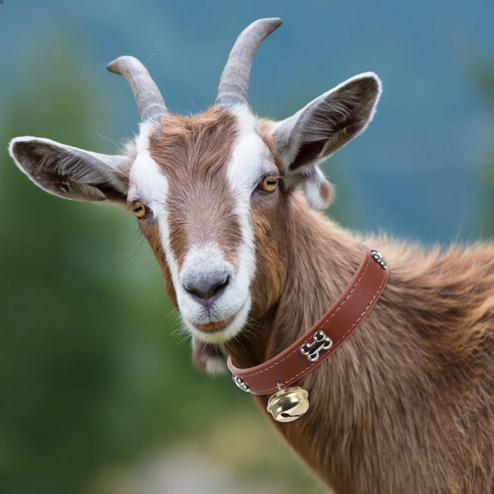 

4pcs Goat Bell Collar Adjustable Sheep Collars with Bells for Cow Horse Non-Slip Livestock Supplies Farm Animal Accessories