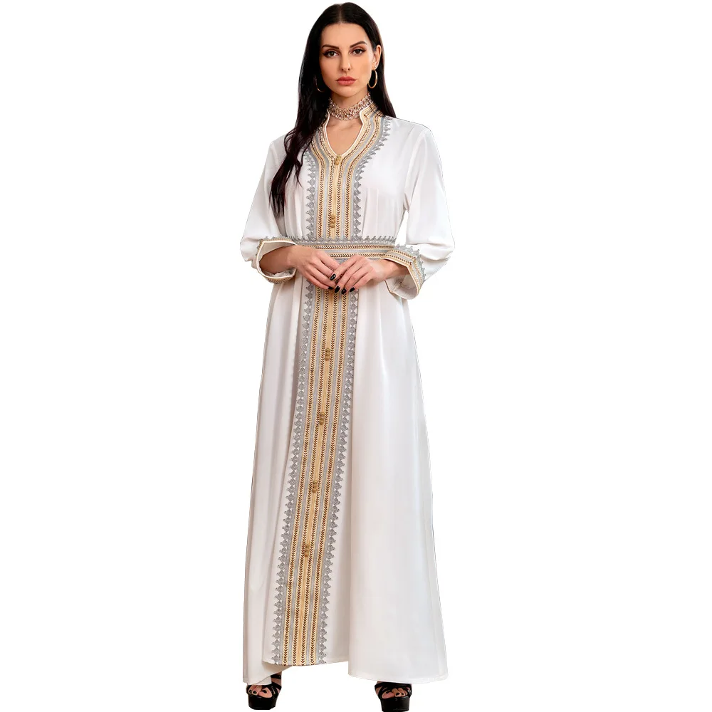 2024 Moroccan Caftan Women Gold Applique Beaded Stand Collar Abaya For Wedding Party Dubai Middle Kaftan Long Sleeves With Belt