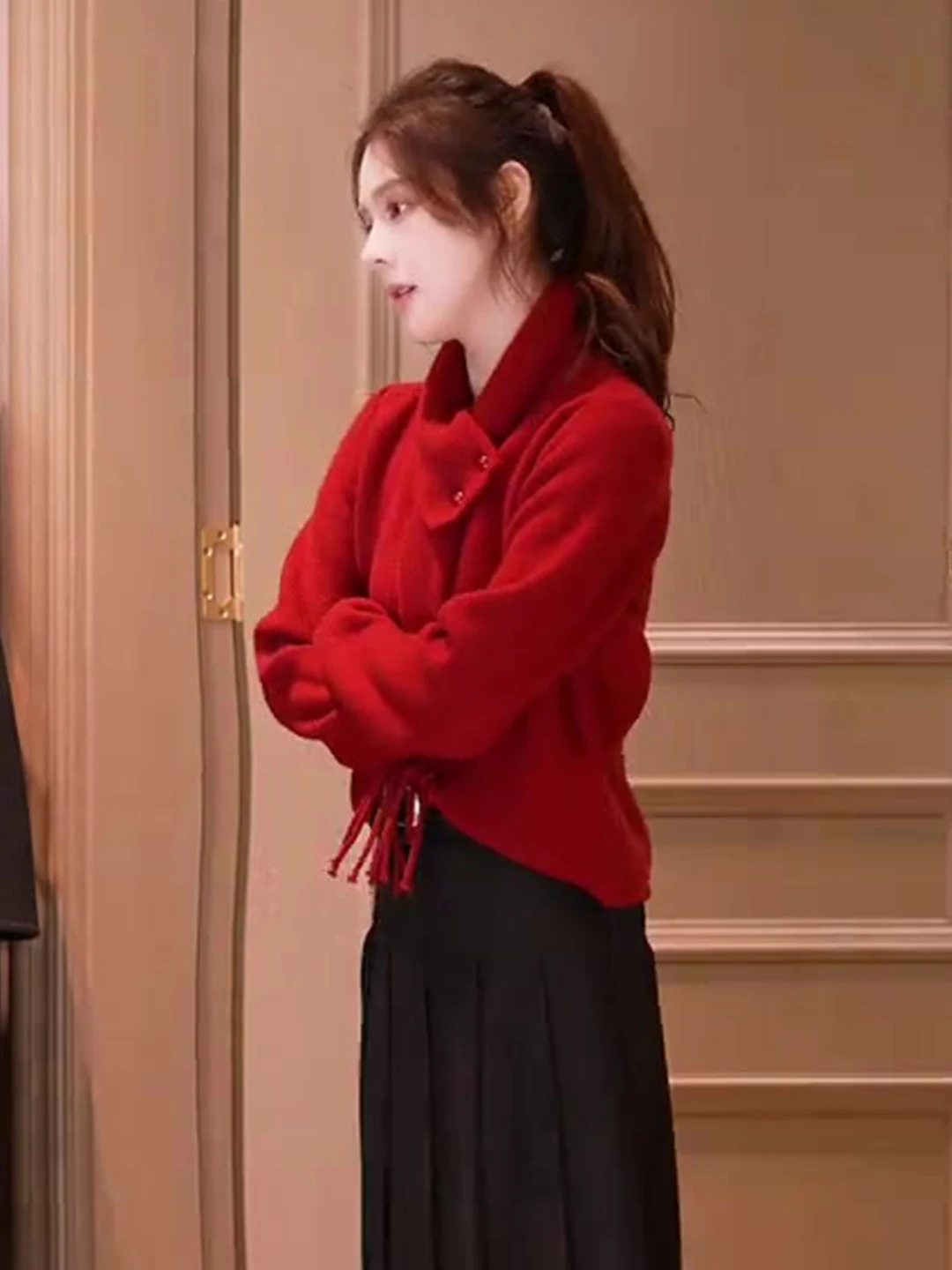 

Красный вязаный свитер с шарфом-снудом, женский осенне-зимний укороченный кардиган свободного кроя с длинными рукавами для девушек