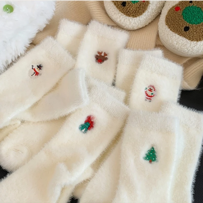 Christmas Socks Women Autumn and Winter Mink Fleece Thickened Warm White Floor Socks Santa Claus Embroidery Socks Christmas Gift