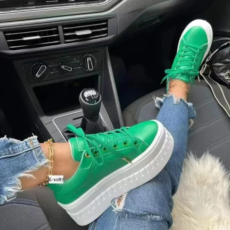 2023 Women Light Sneakers Fashion PU Leather Round Head Platform Sports Lace-Up Walking Ladies Vulcanize Shoes Height Increasing