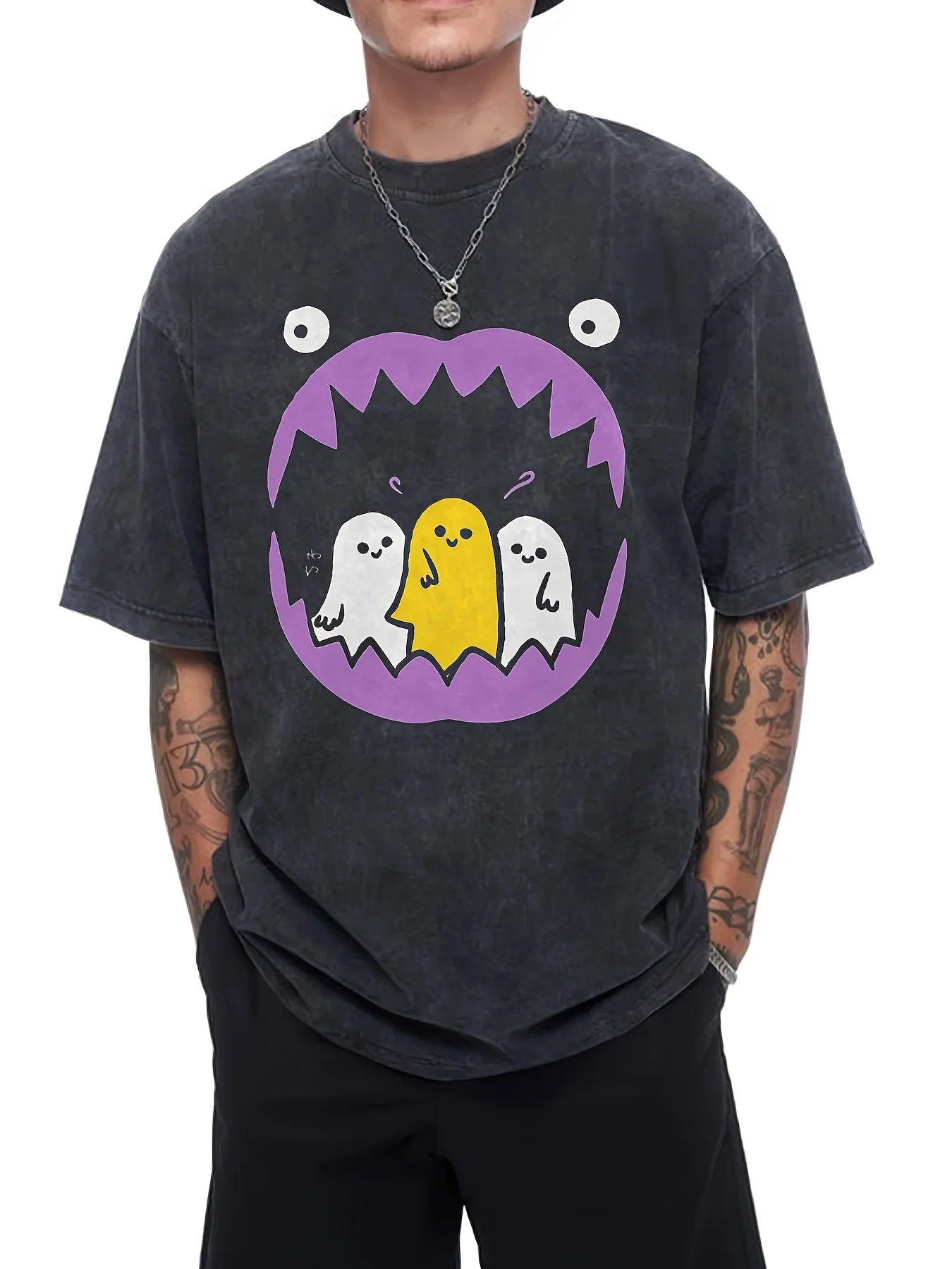 Black Acid-Washed T-Shirt with Ghost Graphic, Men's Casual Short-Sleeve T-Shirt, Perfect for Halloween Parties, Gift Idea for Friends, Family, and Company Events