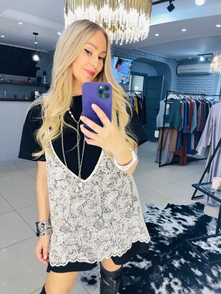 

Женская черная футболка оверсайз с коротким рукавом, элегантная свободная однотонная футболка с круглым вырезом, модель 2026 года, для офиса и повседневной носки