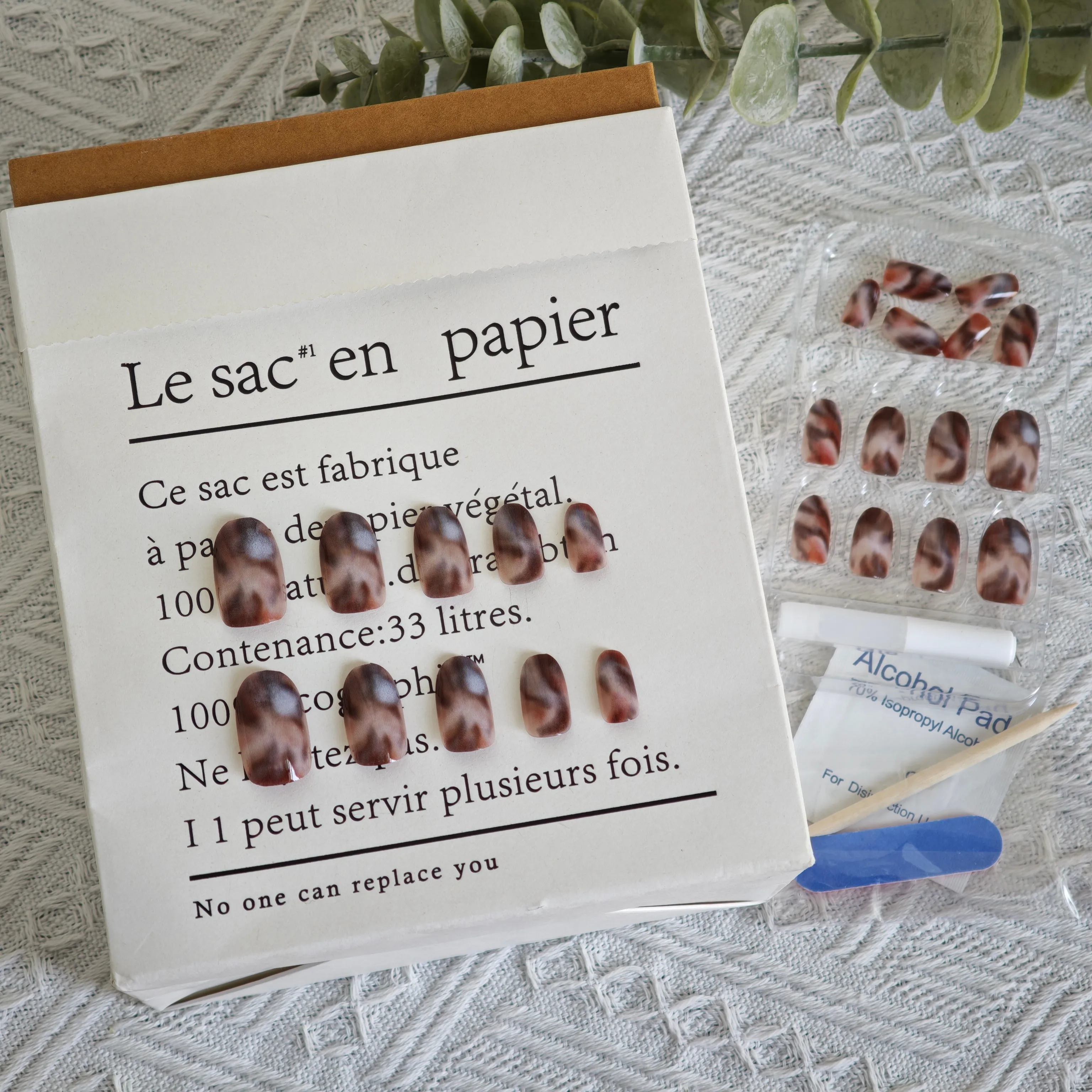 24 قطعة من ضغط اللوز المدبب على الأظافر - حبر غسيل جليدي أومبير |   مجموعة أظافر زائفة بتصميم بسيط ومختلط الحجم من Zen