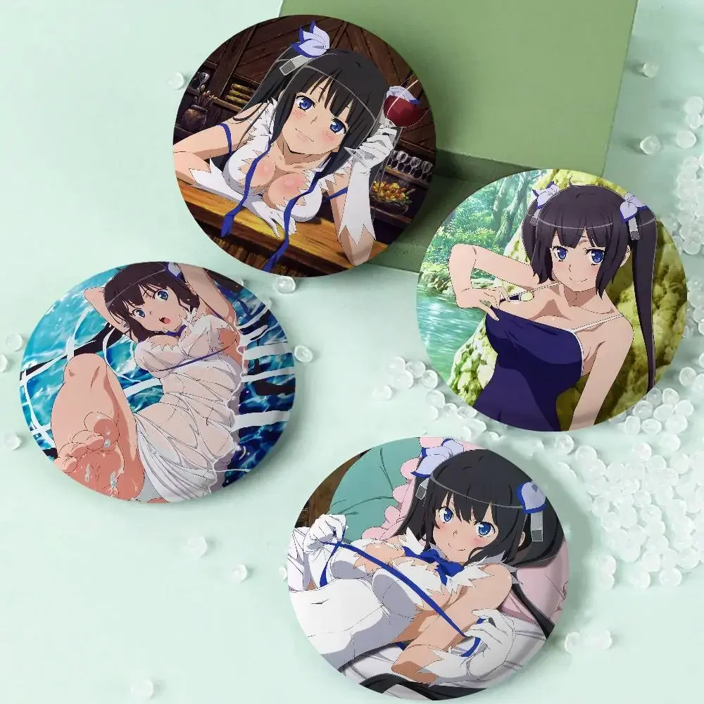 Hestia Dungeon Ni Deai Wo Motomeru No Wa MachigatteIru Darou Ka شارات أنيمي شارة ليزر مستديرة بروش ظهره اكسسوارات التلبيب #2