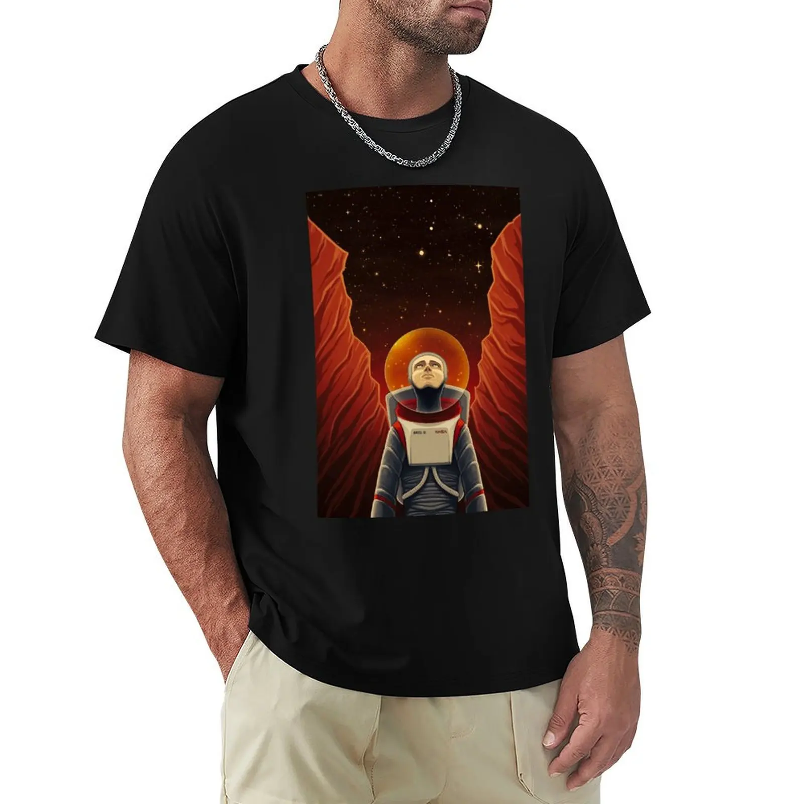 I Am Completely Alone Here T-Shirt Plus Size Comfort Fit Tee
