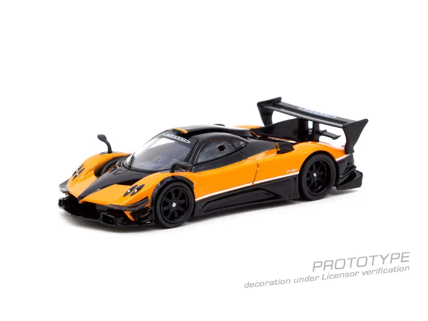 

Tarmac 1/64 Zonda Revolucion Arancio Saint Tropez Diecast Model car Collection Limited Edition Hobby Toys