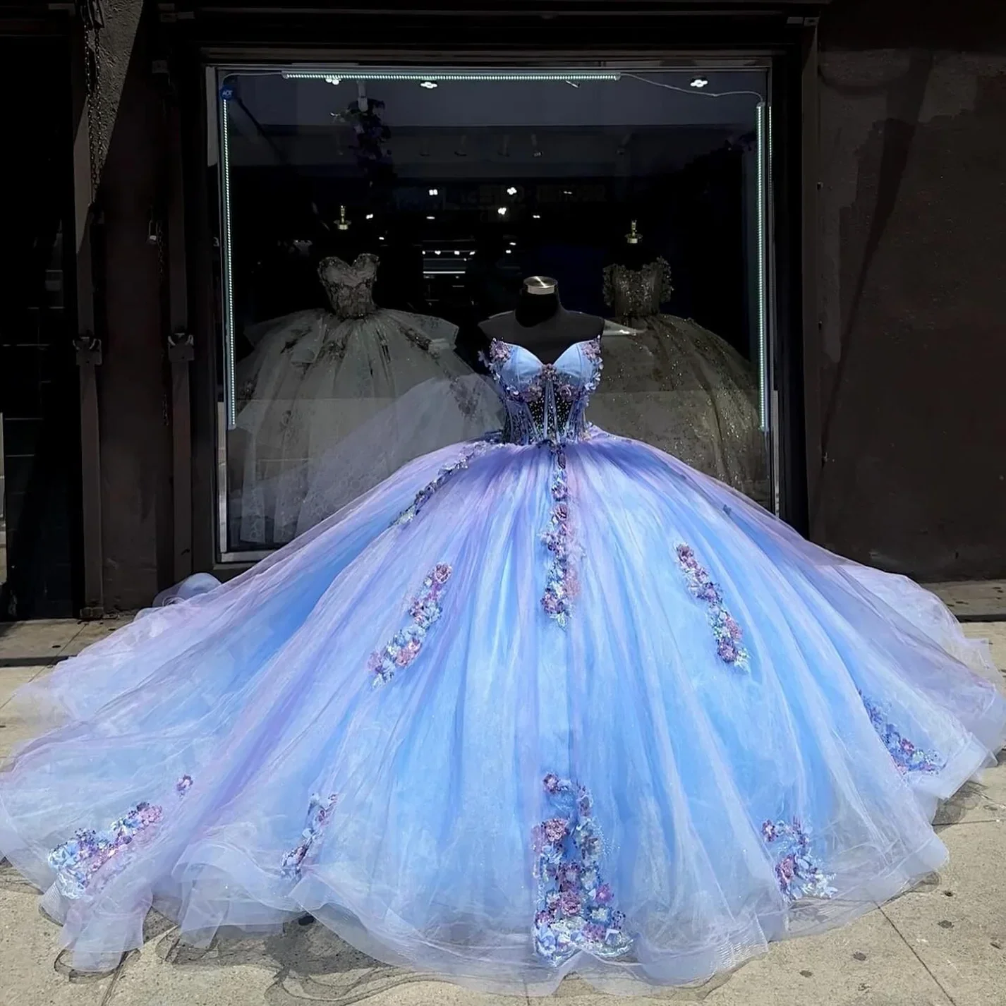 ANGELSBRIDEP-vestidos de quinceañera de princesa azul, vestido de baile de flores, Apliques de encaje, corsé de cuentas sin tirantes, tul dulce 16, personalizado