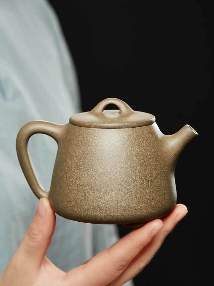 

Yixing Pure Handmade Purple Clay Zisha Chinese Pot Famous Ore Green Segment Mud High Stone Ladle Teapot Single Tea Set