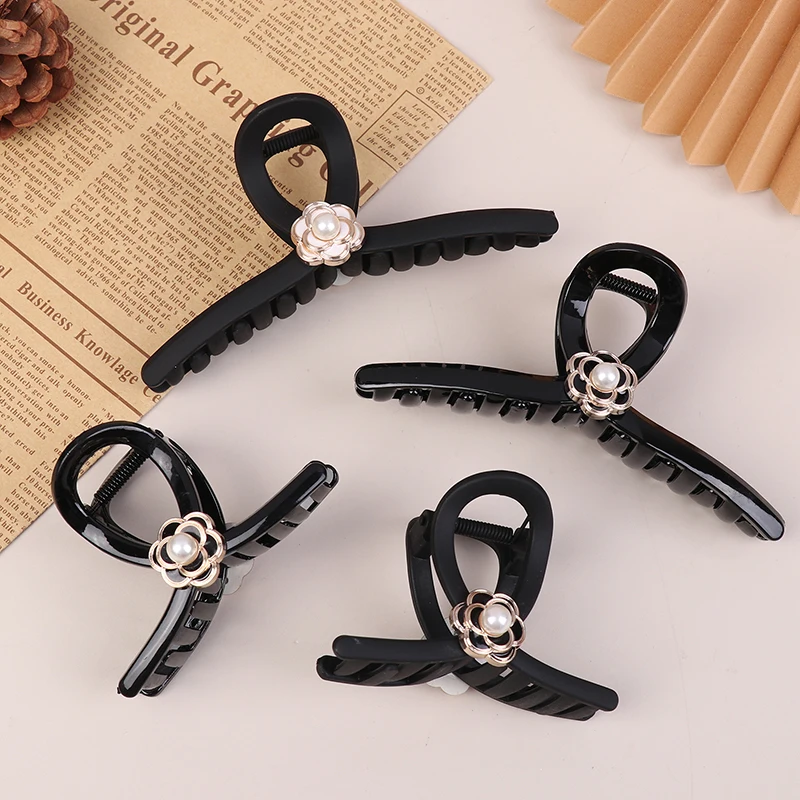 1PC Elegant Camellia Girls Barrette Fashion Women Hair Claw Clips Hairpins Bath Clip Ponytail Clip Hair Accessories Gift