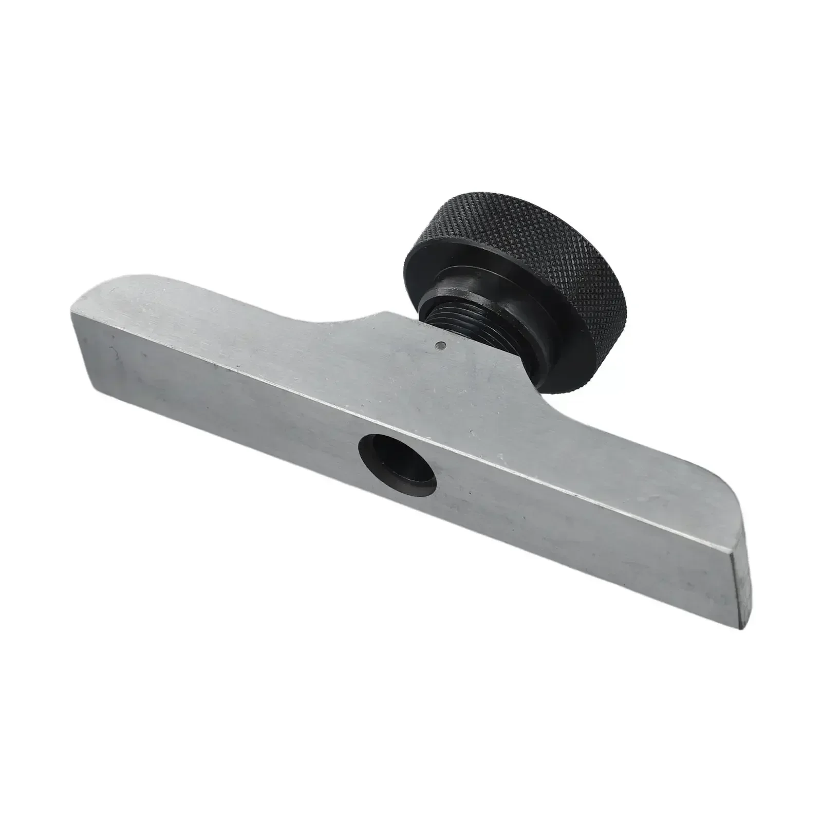 

Depth Gauge Tool F1402 with Enhanced Stability Features Provides Accurate Readings Even in Demanding Conditions and Settings