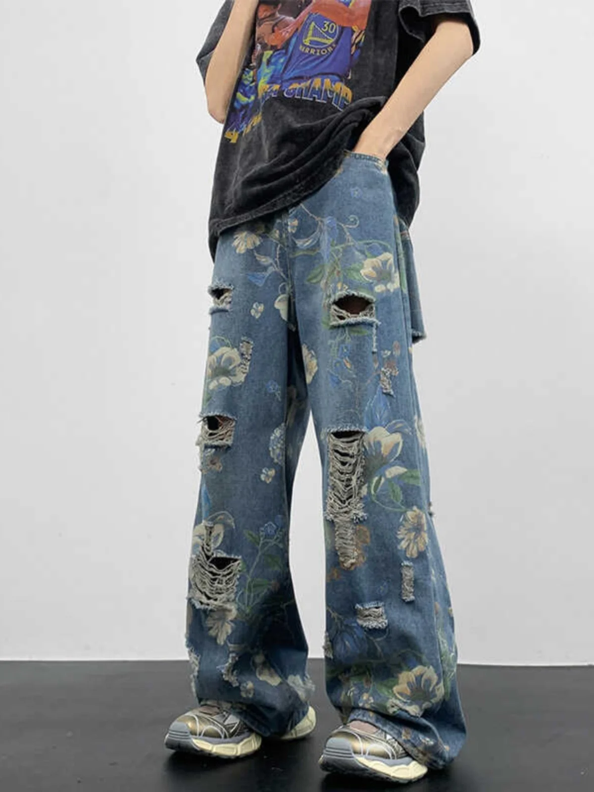 Zomer Dunne Gescheurde Jeans Heren Casual Broek Met Rechte Pijpen Trendy Merk Jeugd Gewassen En Cool Broek Met Bloemenprint Denim Broek