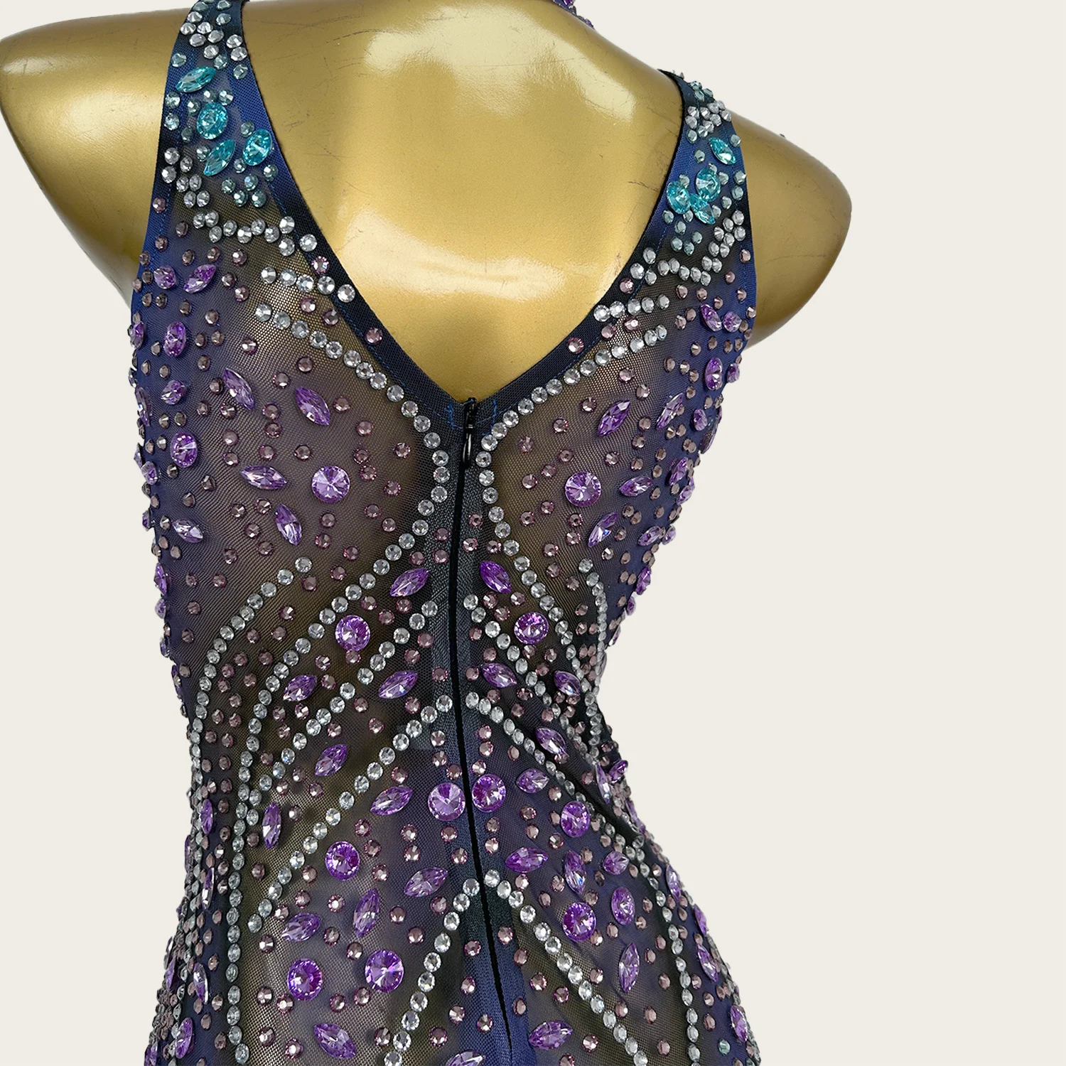 

Sparkling Cocktail Dress Rhinestone See Through Mesh Detail Party Dress Nightclub Glamorous Side Slits Evening Dress Qingziguang